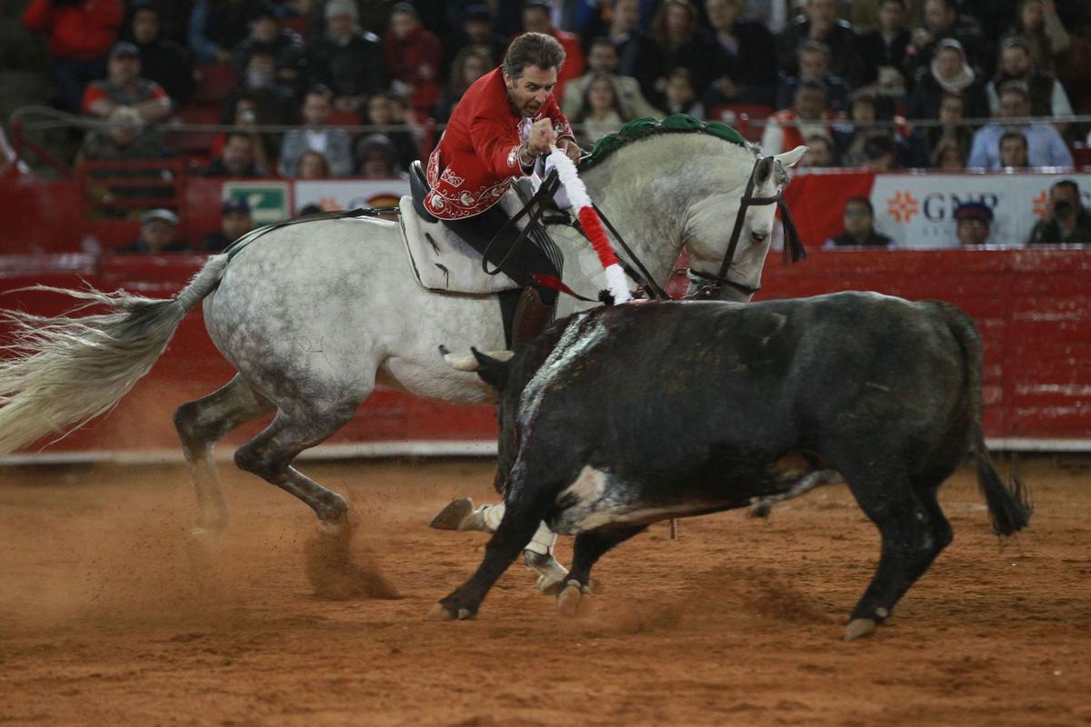 Pablo Hermoso de Mendoza. | El rejoneador español contó cómo es su entrenamiento con sus caballos. (Cuartoscuro)
