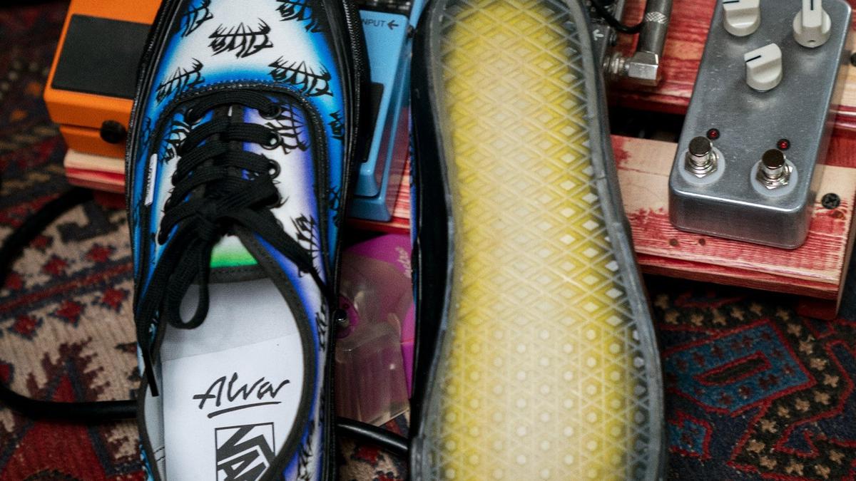 Los nuevos Vans x Alva Skates ya están a la venta en tiendas. | Foto: Vans