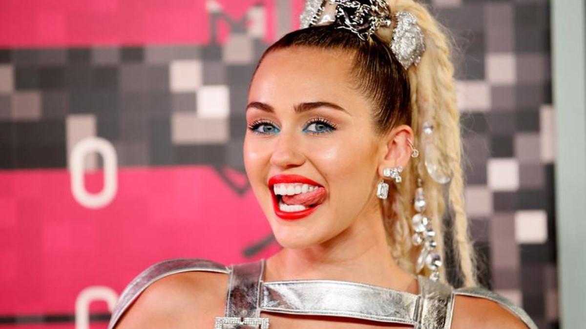  | Miley Cyrus tocará en los próximos días en Lollapalooza, Brasil, donde cantará sus mejores éxitos.