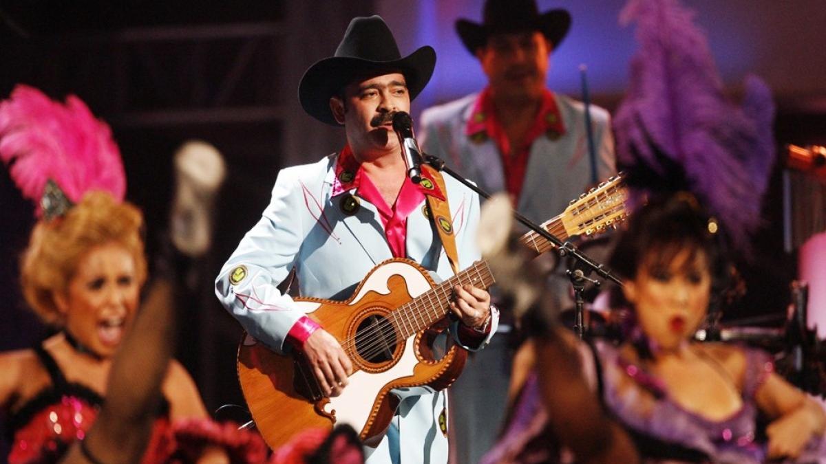  | 'La Chona' fue grabada durante la década de los 90 y es uno de los mayores éxitos de Los Tucanes de Tijuana.
