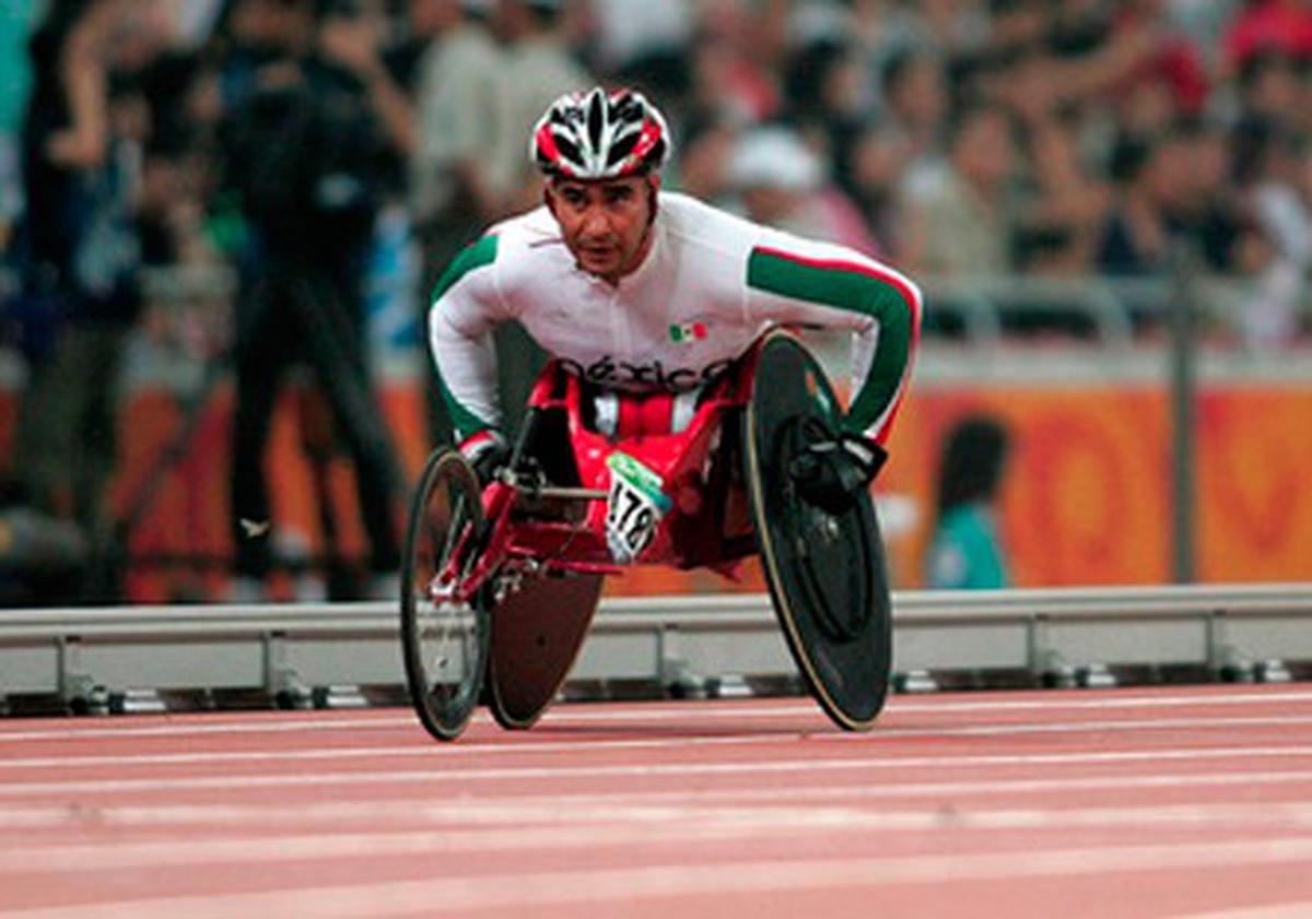 Saúl Mendoza | El atleta paraolímpico cosechó seis medalla en diferentes Juegos. Crédito: saulmendoza.com.mx