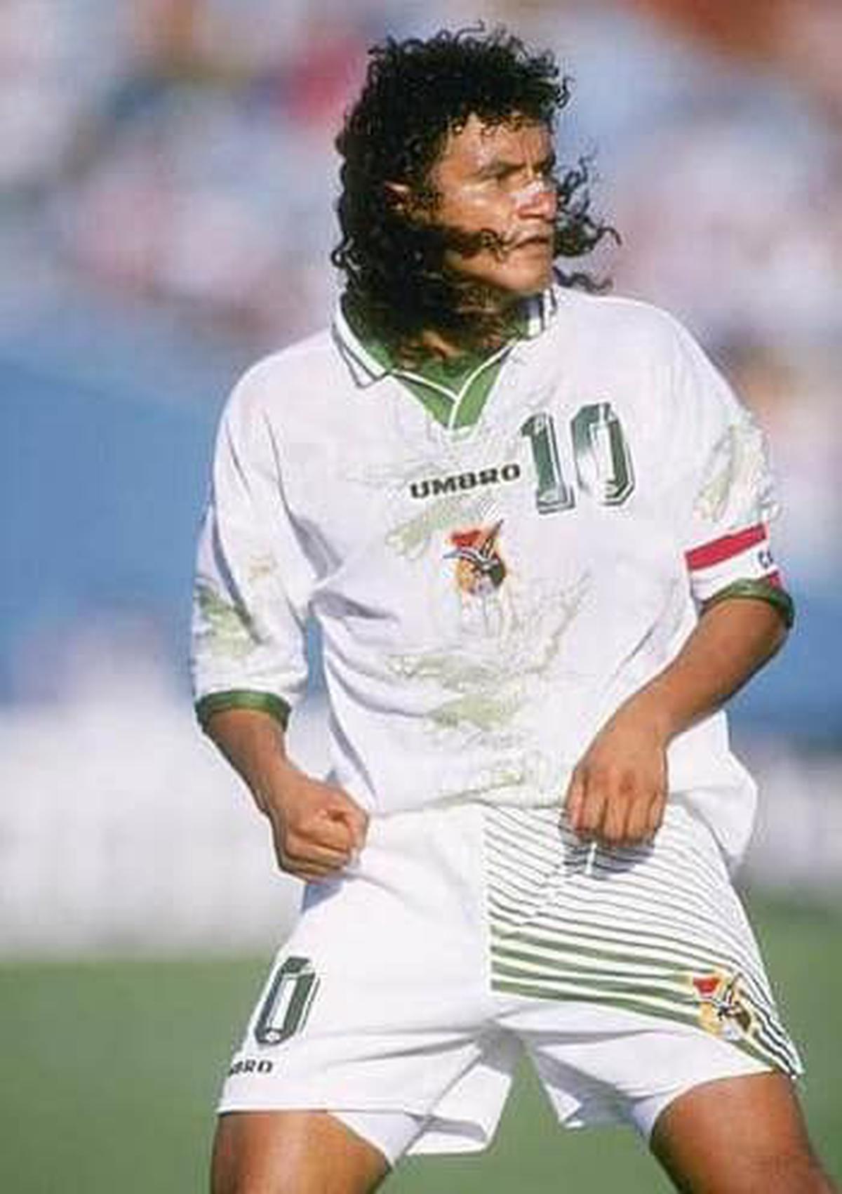 El Diablo | Más que un futbolista, un símbolo de la cultura y la pasión boliviana por el deporte. Fuente: Instagram @marcoetcheverry10