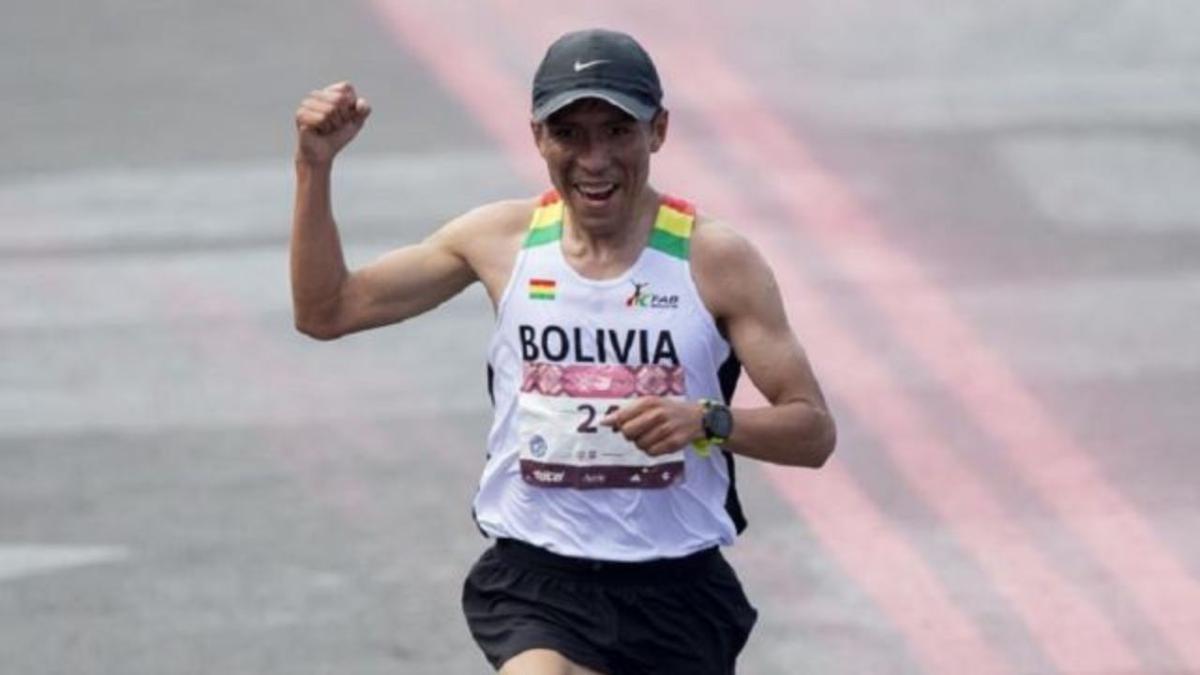 Héctor Garibay | El atleta, ganador del Maratón CDMX, tuvo un cruce con el gobierno de su país. Crédito: EFE.