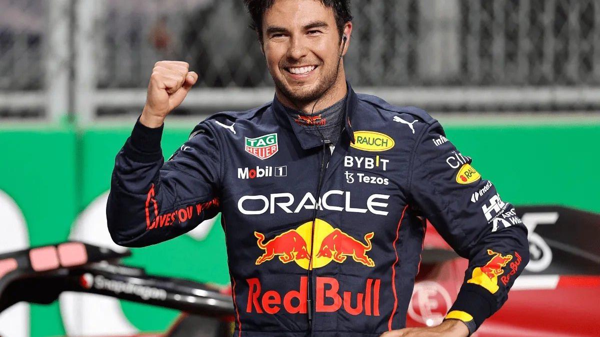 'Checo' Pérez es uno de los pilotos más famosos de la F1. | Foto: Reuters