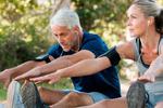3 ejercicios que puedes hacer en casa si tienes más de 40 años y poco dinero