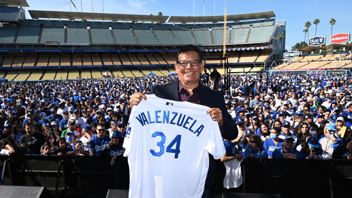 Fenrnado Valenzuela verá su número retirado esta noche en el Dodger Stadium. | Dodgers