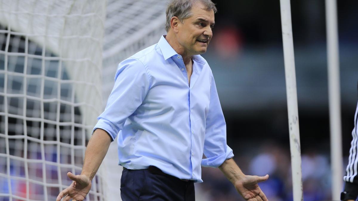 Cruz Azul | Diego Aguirre no es más el entrenador del Cruz Azul.