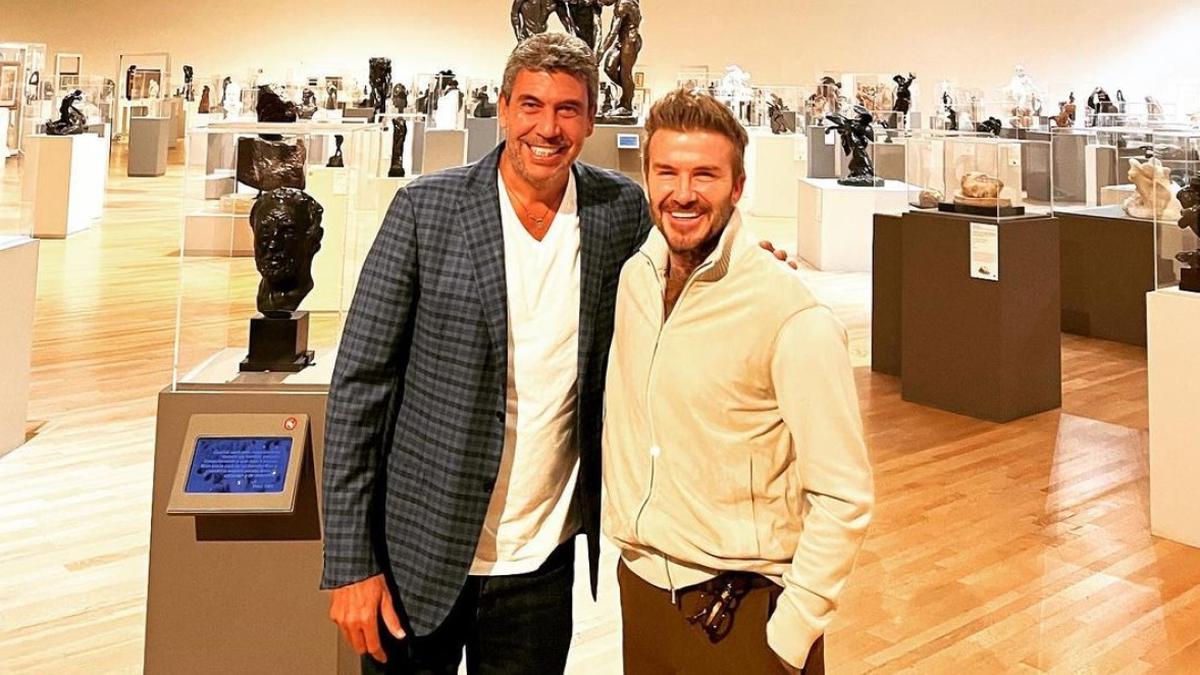 David Beckham museo soumaya | David Beckham fue recibido por Arturo Elías Ayub en el Museo Soumaya.