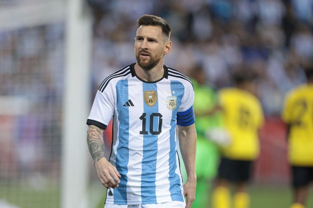 Lionel Messi | Lionel Messi porta el 10, uno de los números históricos del futbol mundial. | Foto: Especial