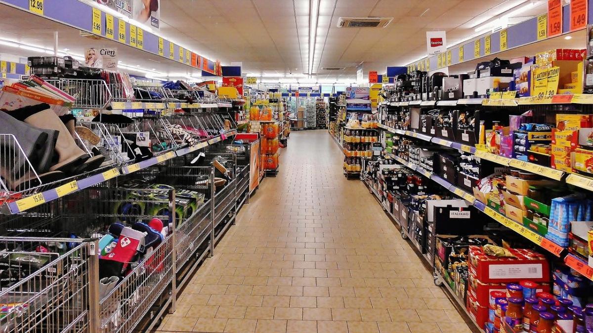 En los supermercados sentirás distintas temperaturas en los pasillos.
