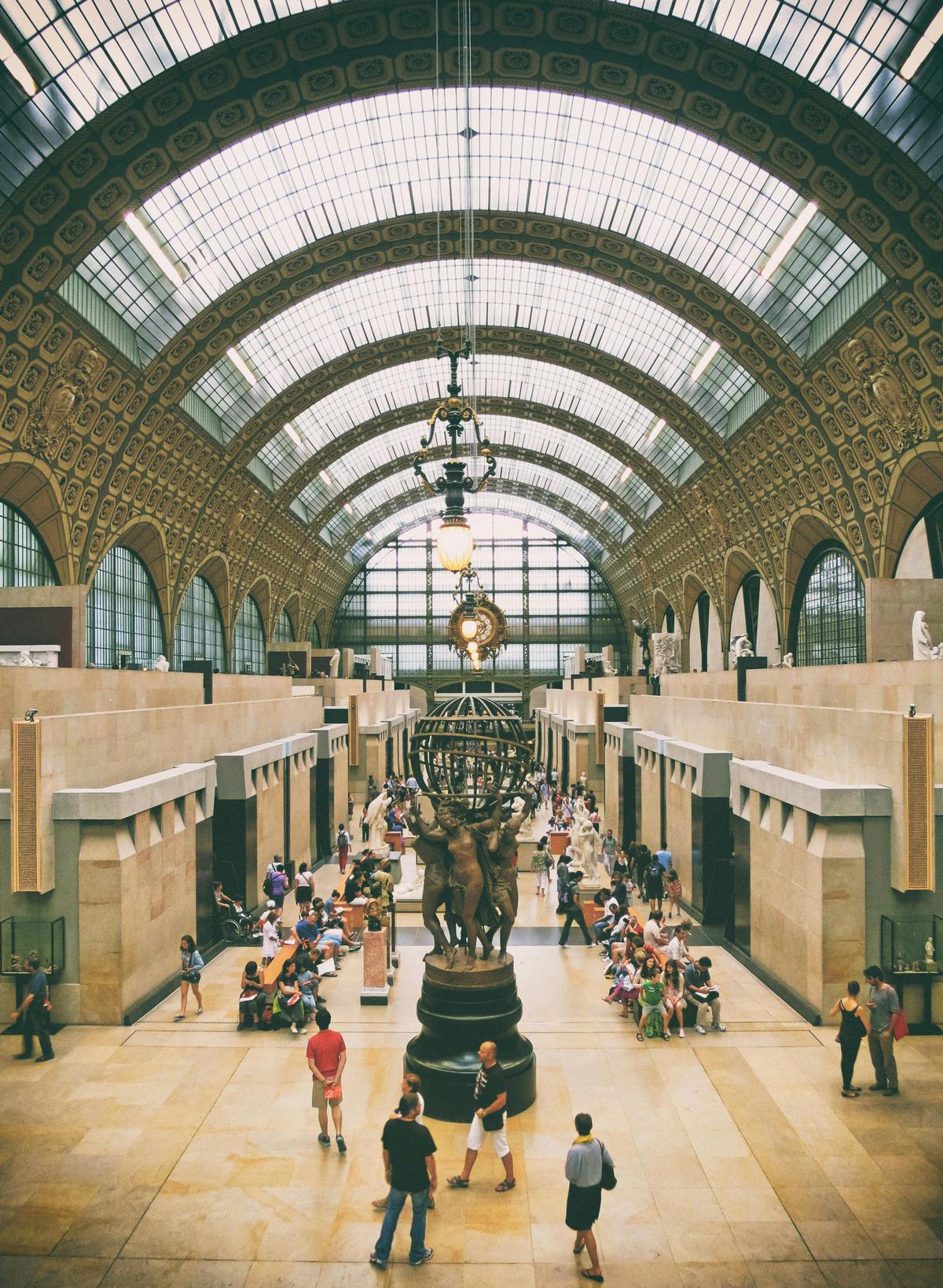 Museo de Orsay | Dedicado al arte impresionista y postimpresionista, con obras de artistas como Monet, Renoir y Van Gogh. Fuente Pexels