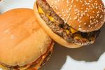 ¿Cuál es la receta de carne de las hamburguesas de McDonalds y cómo puedo prepararla?