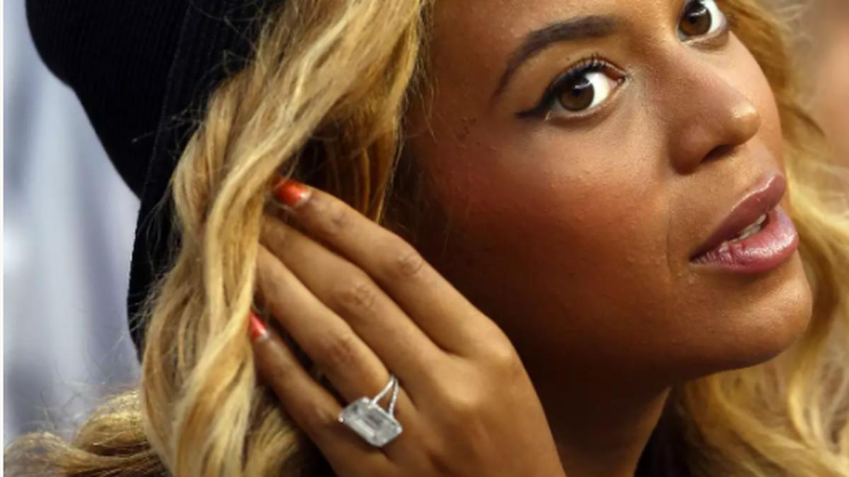 Paris Hilton, JLo, Beyoncé... ¡Belinda se cuela al top 10 de las celebridades con los anillos de compromiso más caros en la historia