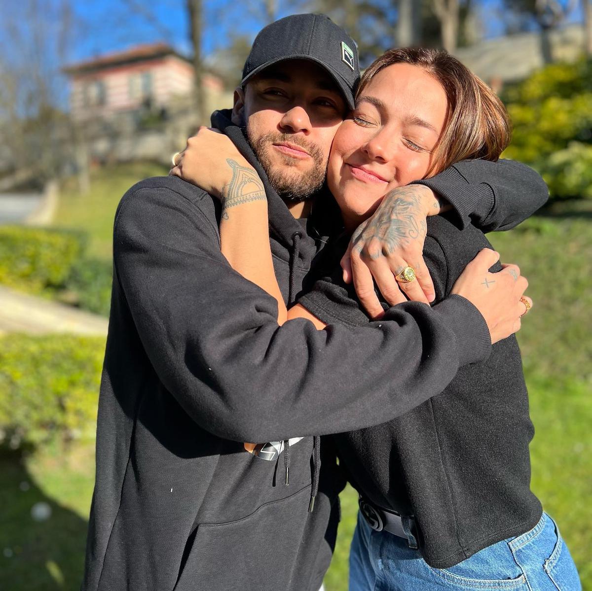  | Neymar y su ex mantienen una excelente relación. Fuente: Instagram @candantas