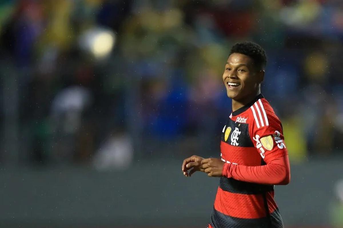 Matheus França | La joven promesa de Brasil dejó el Flamengo para jugar la Premier League. Crédito: Olé.