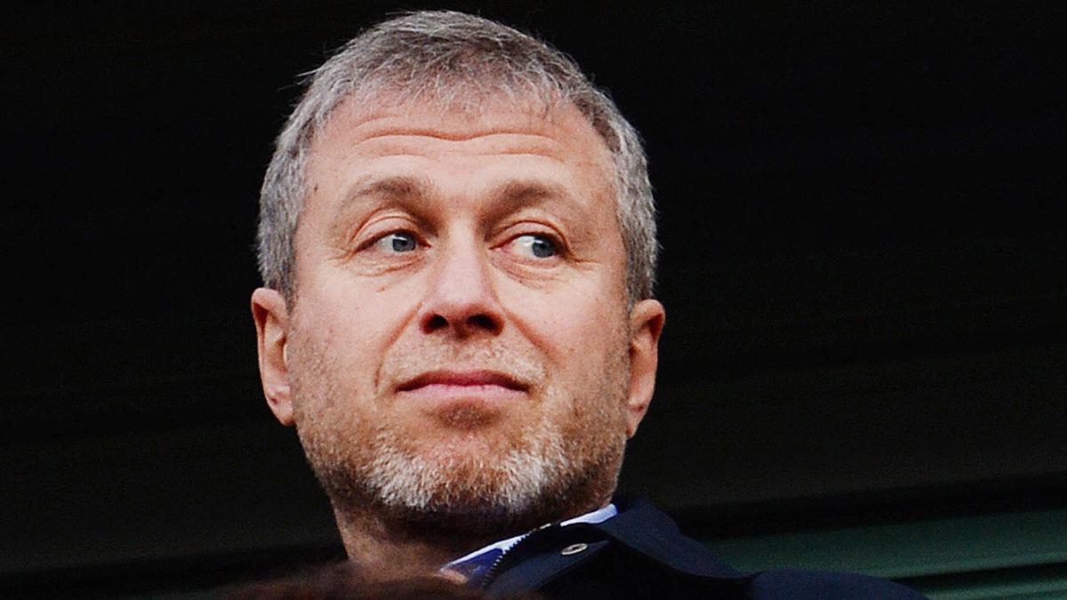  | El dueño ruso del Chelsea, Román Abramovich, confirmó que el club de futbol está a la venta. 