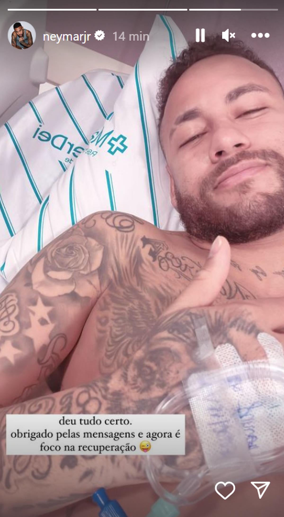Neymar posteó una imagen en redes sociales tras la operación. | Especial
