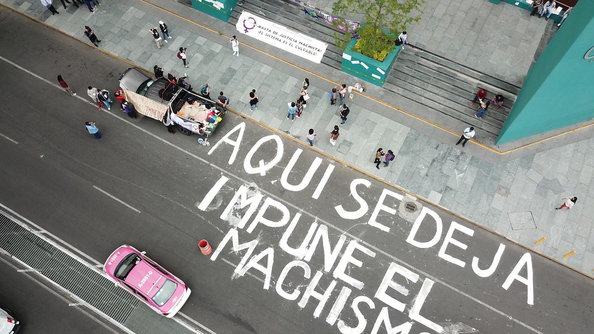  | Protestas en la CDMX para exigir alto a la violencia machista. Foto: Facebook LibresyC.MX