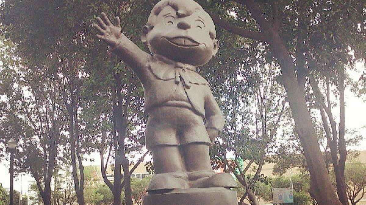 Chabelo tiene una famosa estatua en un parque de la Alcaldía Benito Juárez.