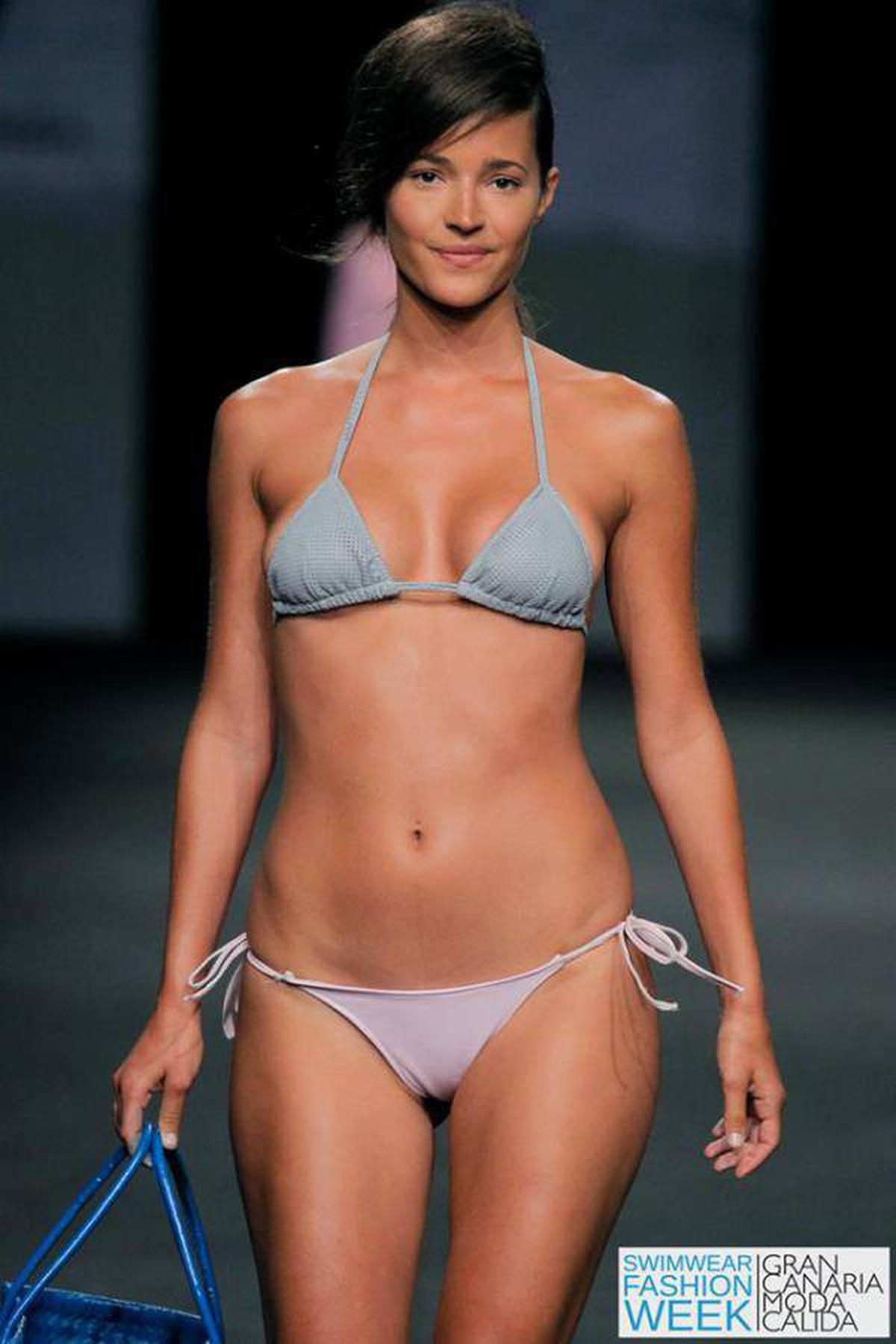 La modelo Malena Costa en la pasarela | La rutina de ejercicios de las modelos
Foto: @ShowmundialShow