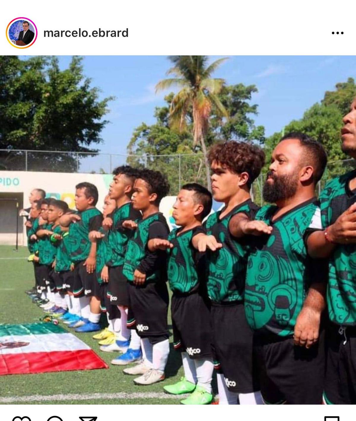Selección Mexicana | Marcelo Ebrard felicitó a los integrantes de la Selección Mexicana de Talla Baja.