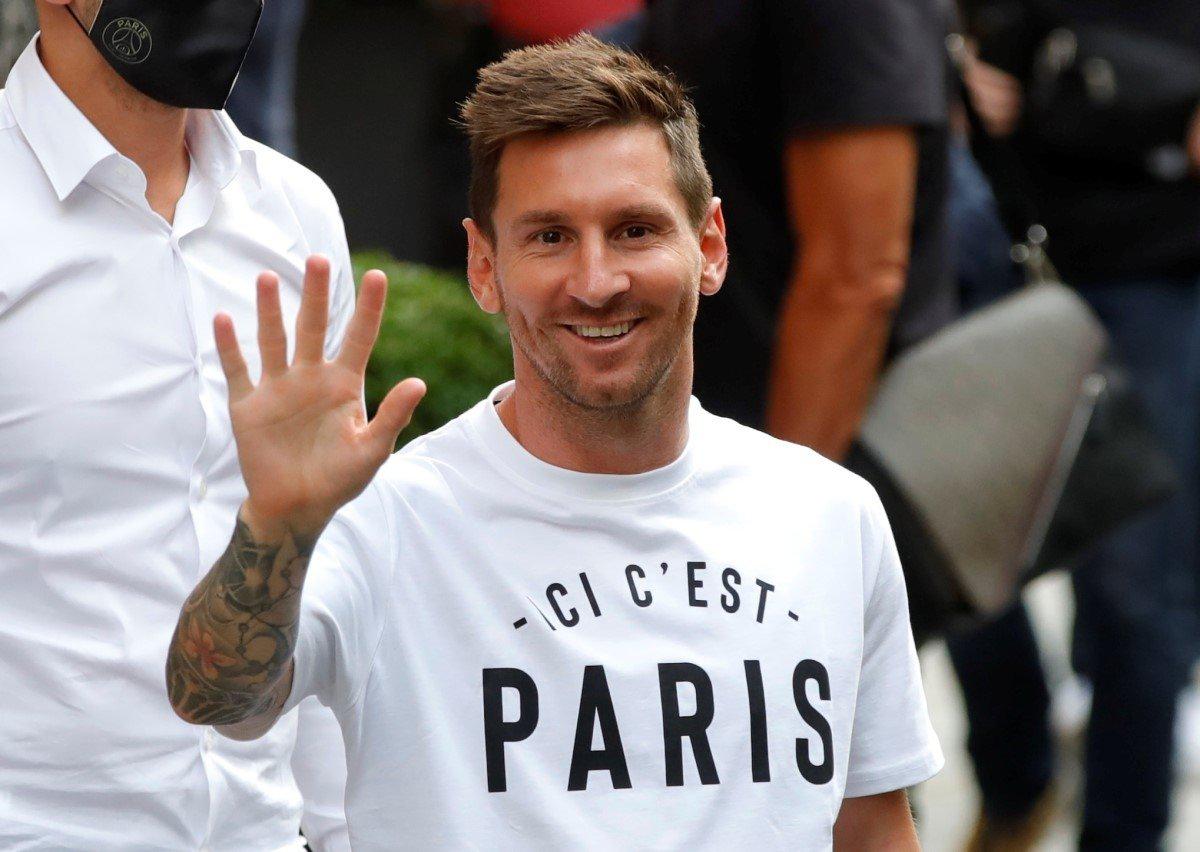  | El día que Messi llegó a París.