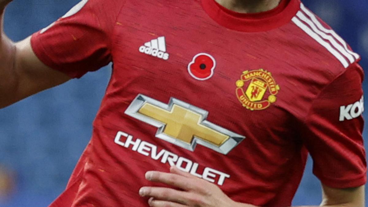 La Premier League se viste de rojo: ¿Qué significa el uso de una amapola en sus playeras? | Una tradición que se remonta a la Primera Guerra Mundial
Foto: @ShowmundialShow