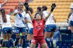 Conoce a Karla Morales, la primera portera en hacer un gol en la Liga MX Femenil