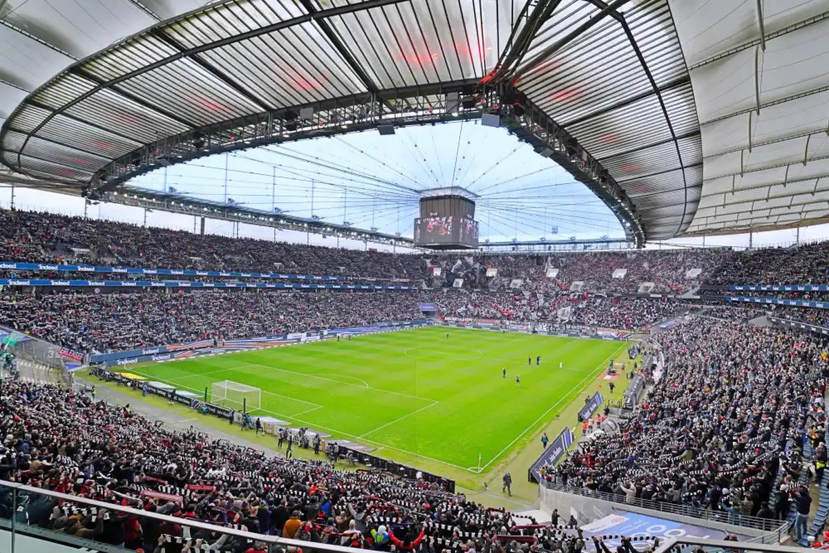 Estadio Frankfurt | El Deustche Bank Park, de la ciudad de Frankfurt, será sede de la Euro. Fuente: Eintracht Frankfurt.