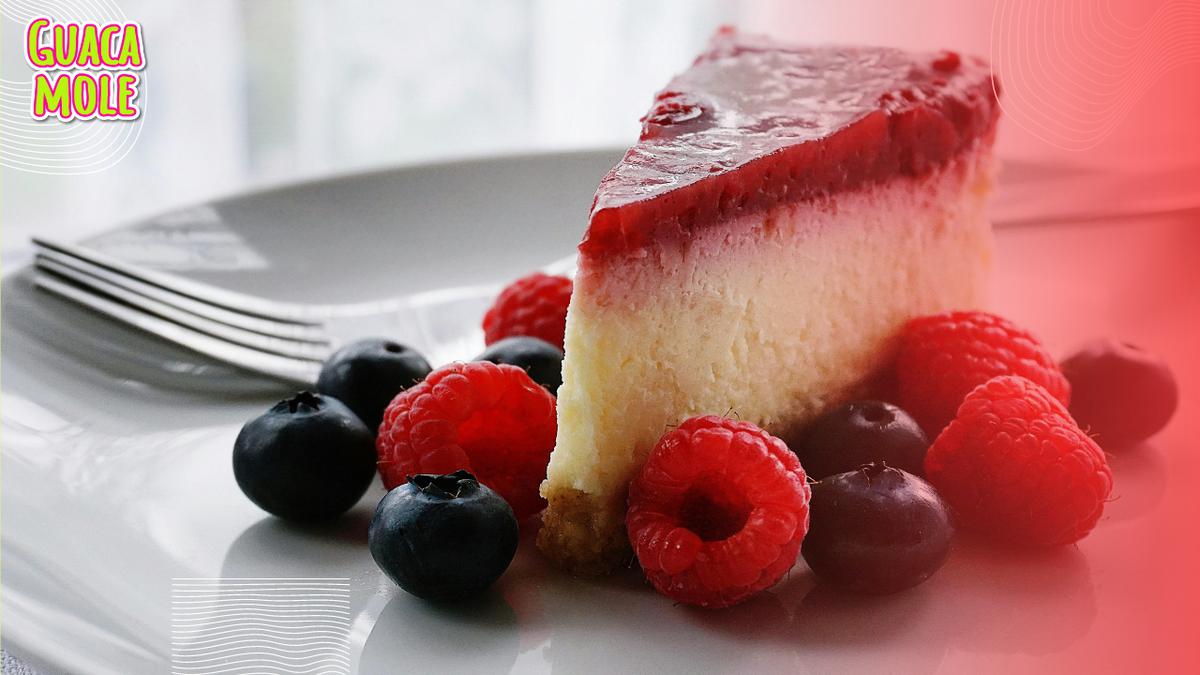 Aprende a preparar cheesecake tradicional al horno más sabroso que probarás