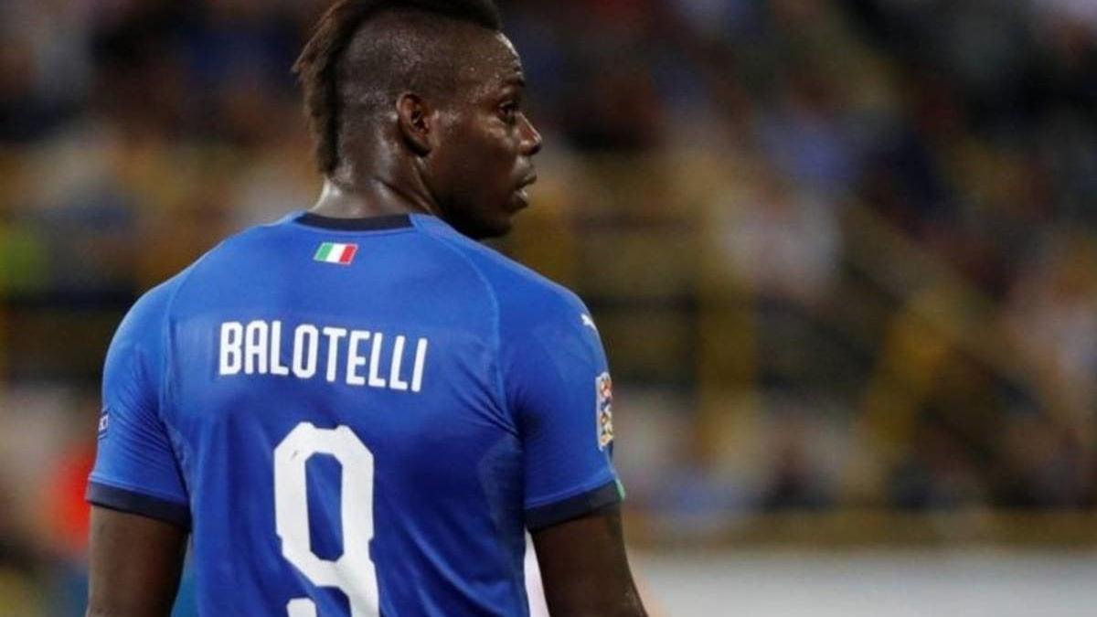 Mario Balotelli es uno de los jugadores estelares italianos que brillaron en la Euro 2012.
