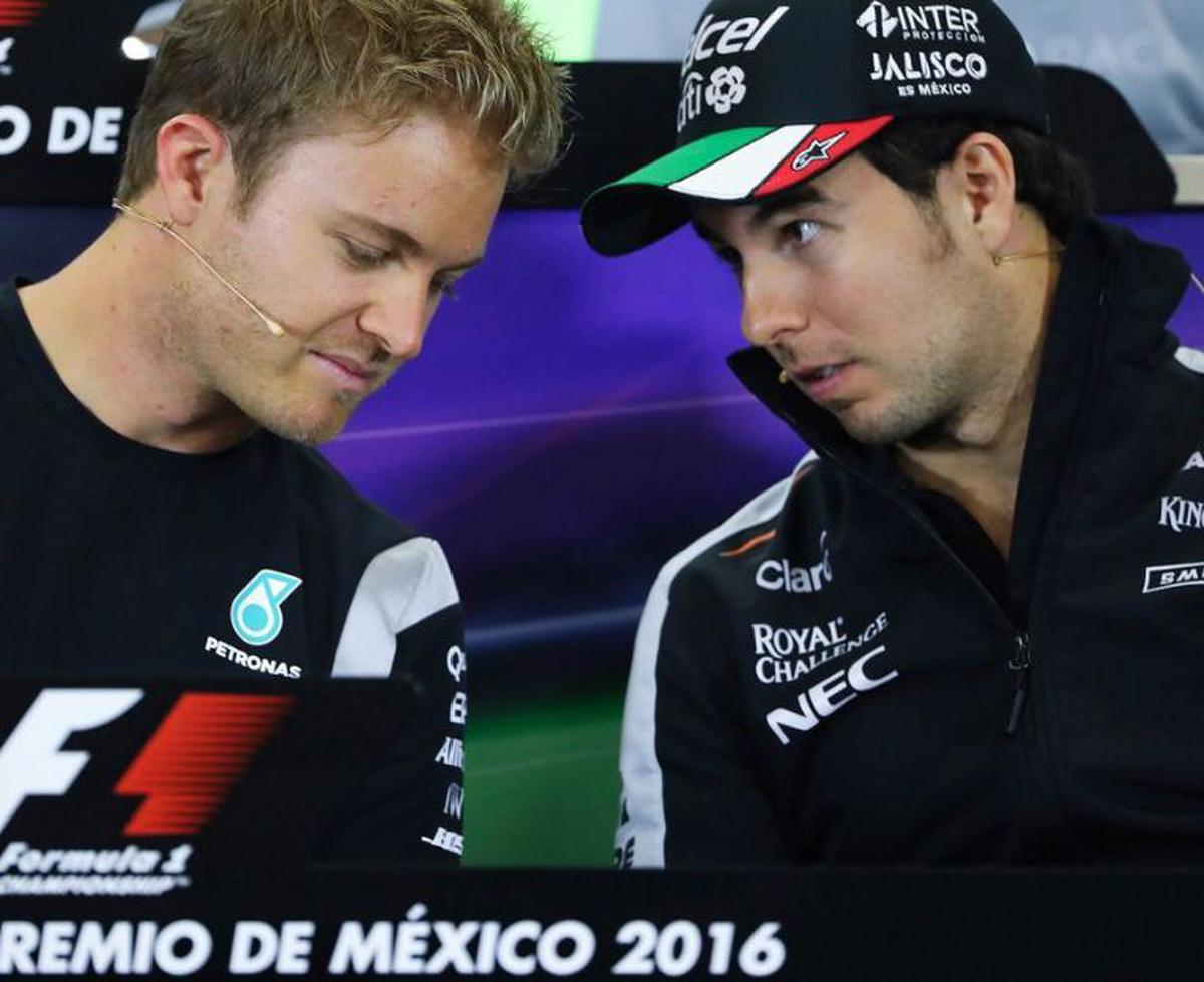 Rosberg y Checo cuando compartían pista. | El alemán habló de los ataques contra el mexicano.