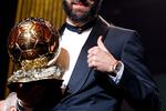 ¿Karim Benzema pagará 1 millón de euros por haber ganado el Balón de Oro?