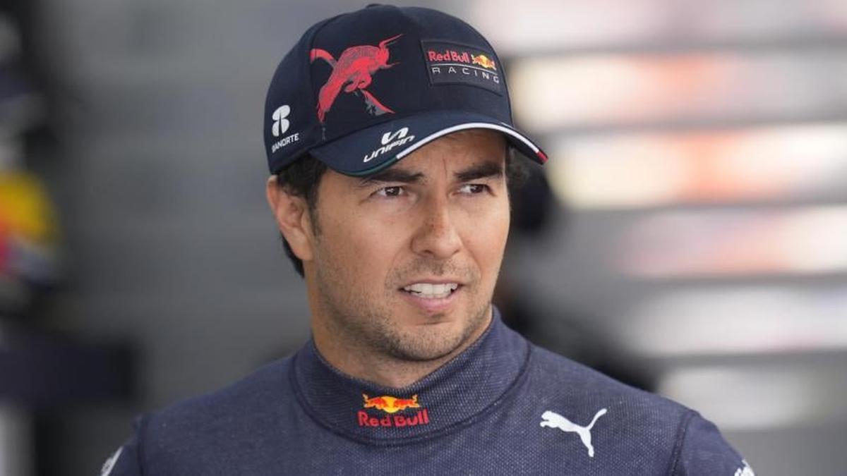Sergio Pérez, piloto de Red Bull. | Checo Pérez se prepara para la segunda mitad de la Temporada 2022 de la Fórmula 1.