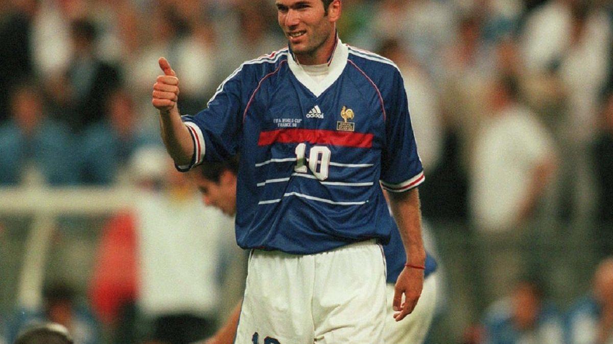 Zinedine Zidane | El galo jugaba la primera Copa del Mundo de las tres que disputó en su carrera.