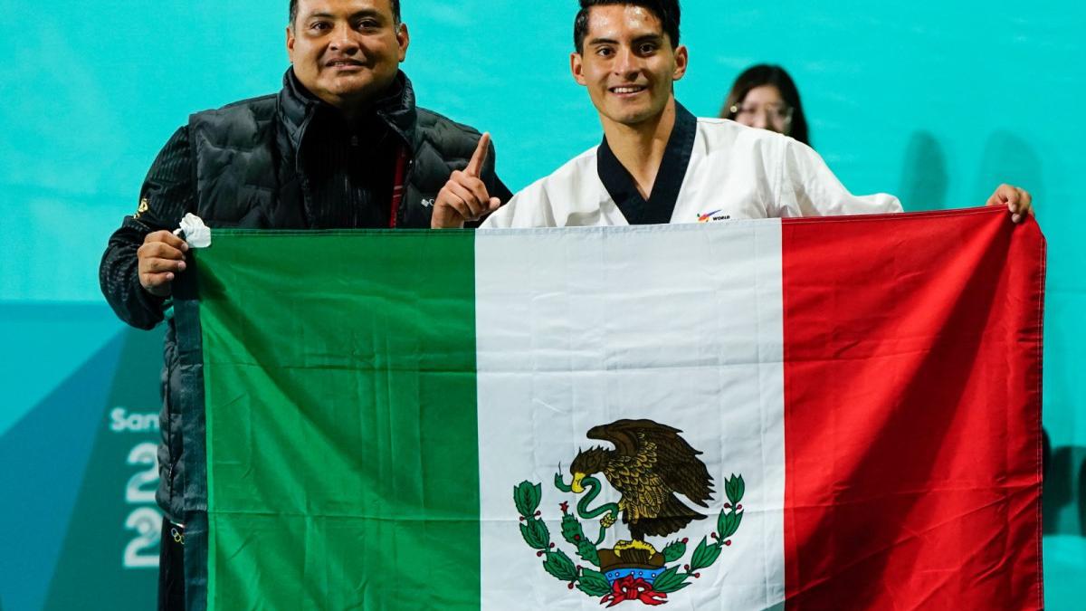 William Arroyo logró el primer oro para México en Santiago 2023. | Especial