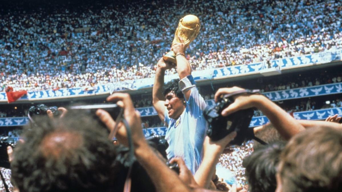 Maradona ha sido Campéon del Mundo en el Estadio Azteca.