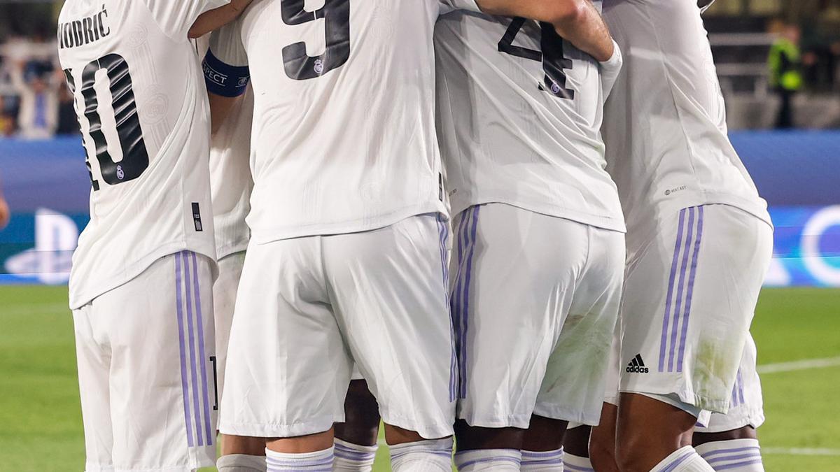  | Real Madrid es campeón de la Supercopa de Europa. 