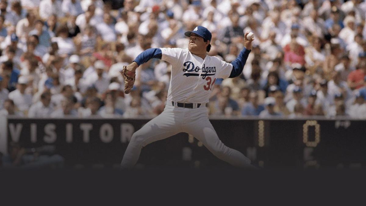 Fernando Valenzuela | Llegó con perfil bajo y se convirtió en una verdadera estrella de los Dodgers en los '80. Crédito: www.univision.com.