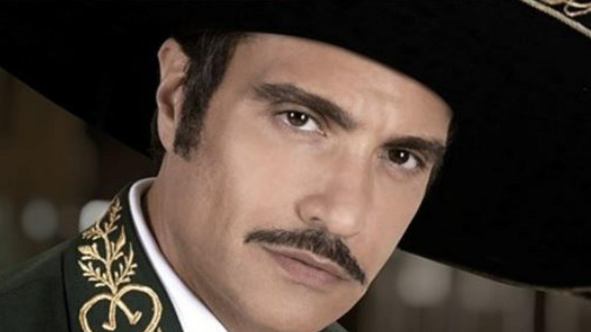  | Jaime Camil dio detalles de la serie oficial de Vicente Fernández, donde él es protagonista.