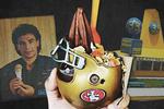 Danesa 33: Cascos de la NFL, foto de Hugo Sánchez y más recuerdos de los helados de los 80s