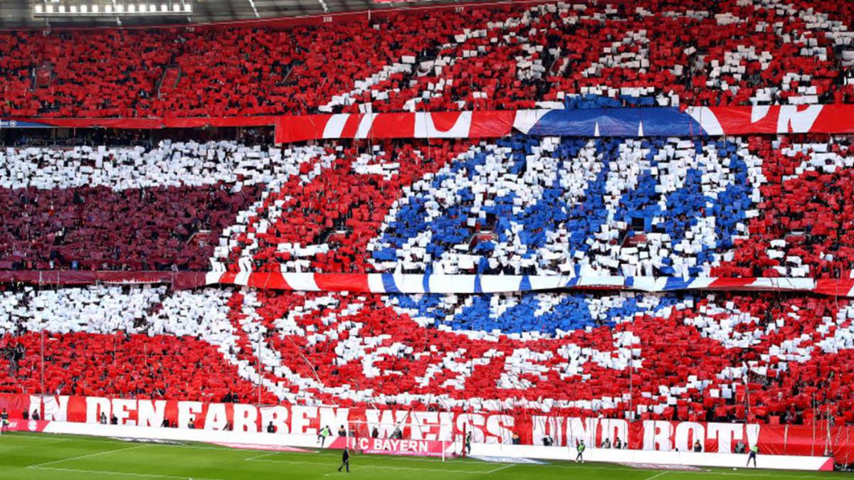 Bayern Múnich | Los aficionados del club aleman se manifestaron en contra de temas organizativos del torneo alemán. Crédito: Sevilla.abc.es.