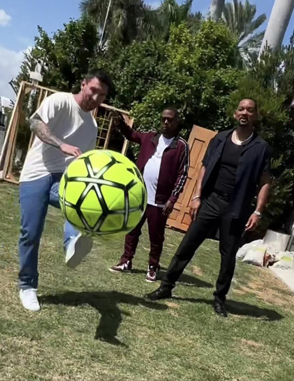 Will Smith | Lionel Messi compartió un video con los actores de la película. | fuente: Til Tok @willsmith