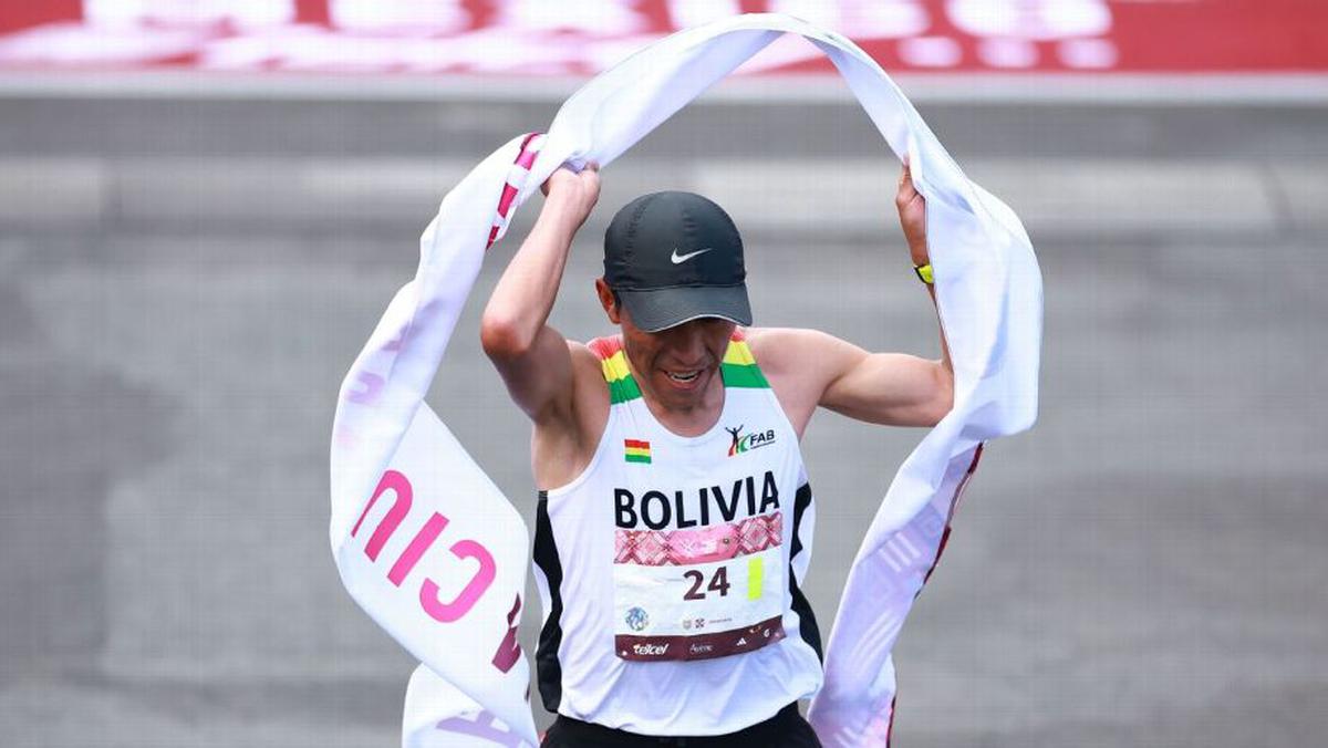 Héctor Garibay | El boliviano fue el ganador del Maratón CDMX 2023. Crédito: Getty.