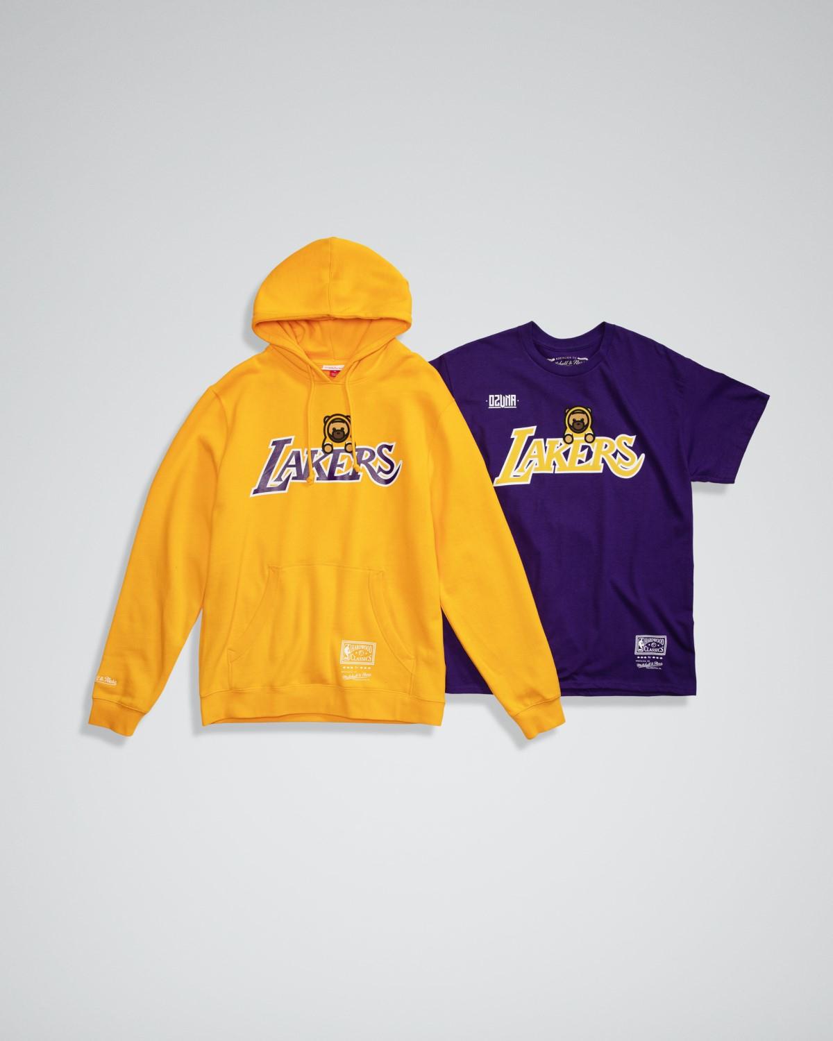 Especial | La nueva colección entre Ozuna y los Lakers está disponible en Mitchell & Ness. | Foto: Especial