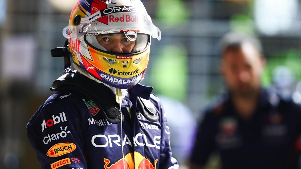 Checo sigue recibiendo palazos. | Un ex F1 pidió que su asiento sea para Ricciardo.