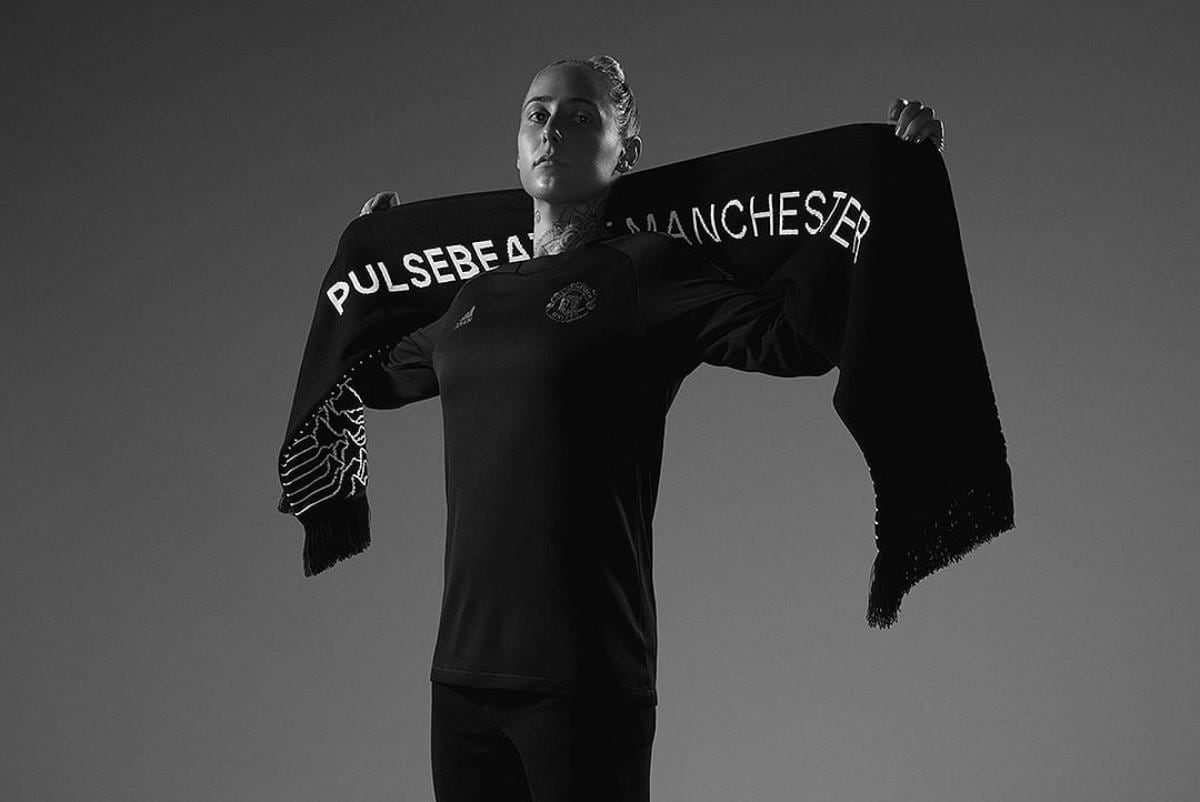  | El Manchester United y adidas lanzaron una colección épica insirada en Joy Division.