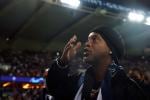 VIDEO: Lionel Messi y Ronaldinho se reencuentran en París