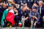 "Nunca he sido mal compañero", Verstappen lanza indirecta a Checo Pérez