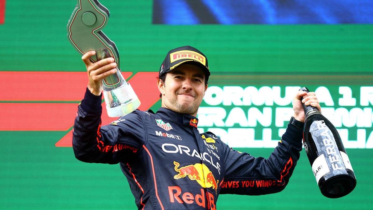  | 'Checo' Pérez podría renovar con Red Bull.